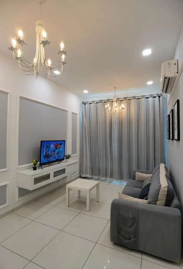D'Summit Residences, Setia Tropika , Johor Bahru 0*,